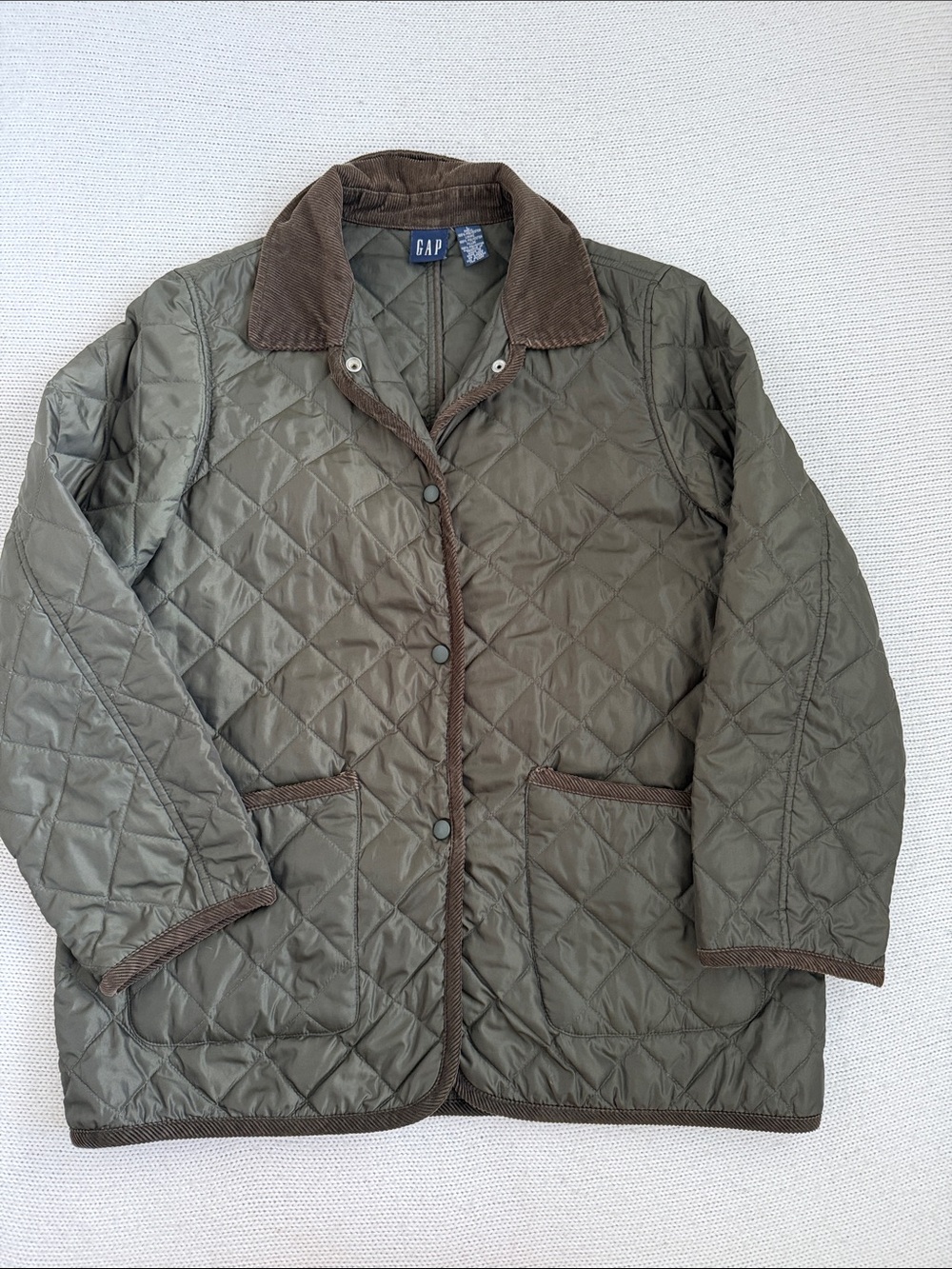 GAP Quilted Barn Jacket Olive Green with Brown Corduroy Collar and Trim Size LG